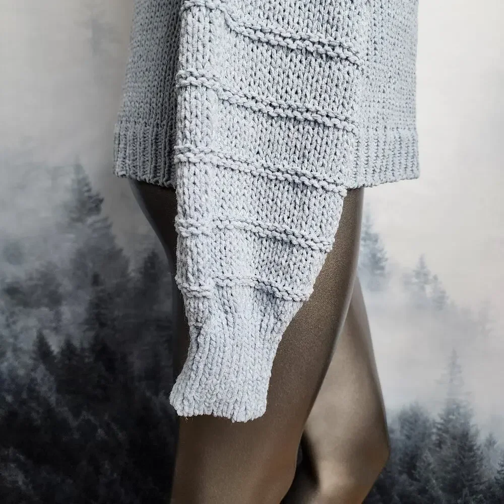 Wonderly Knit Turtleneck Baby Blue Sweater | Women's Small